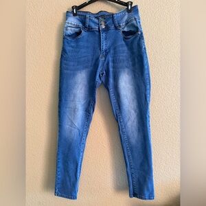 BAMBOO Classic High Rise Blue Jeans